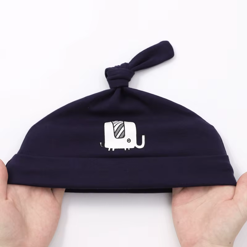 Gorro fetal de algodón en tonos neutros para bebé