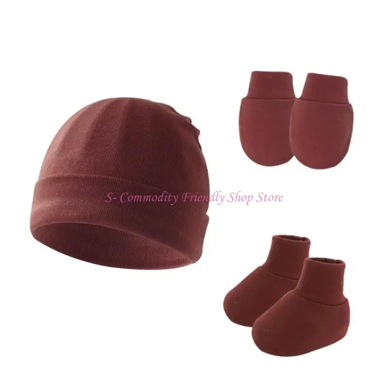 Conjunto recién nacido de invierno con gorro, guantes y calcetines - imagen 3
