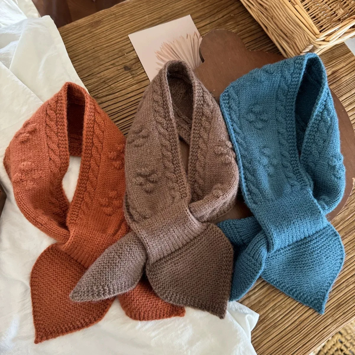 Bufanda infantil cruzada para bebé estilo coreano, color sólido - imagen 2