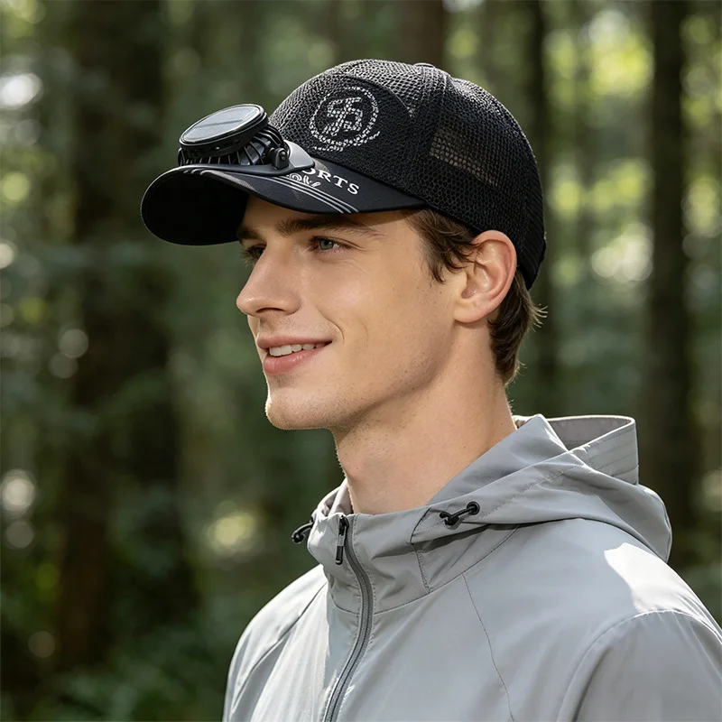 Vista de la gorra con ventilación y acabado veraniego
