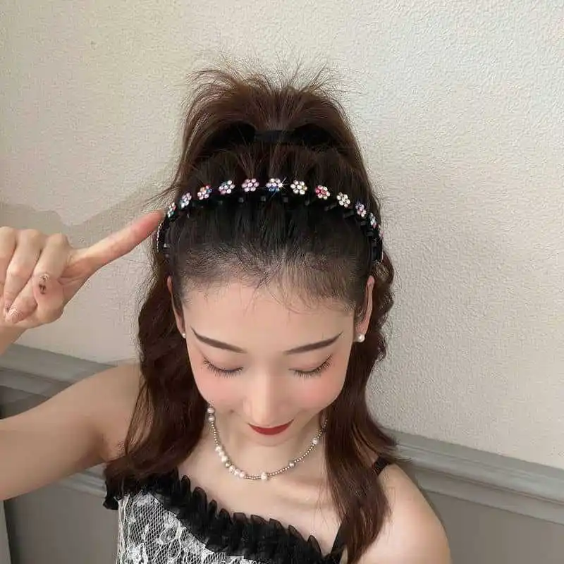 Aro para el pelo con acabado elegante