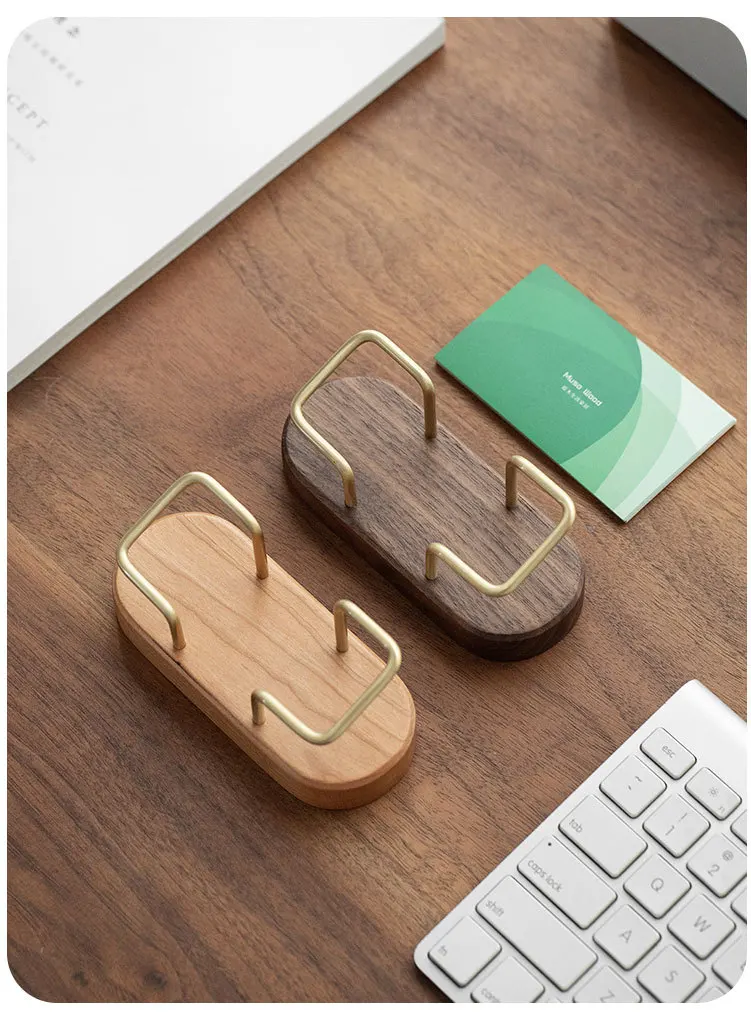 Soporte de tarjetas visto de lado mostrando el diseño
