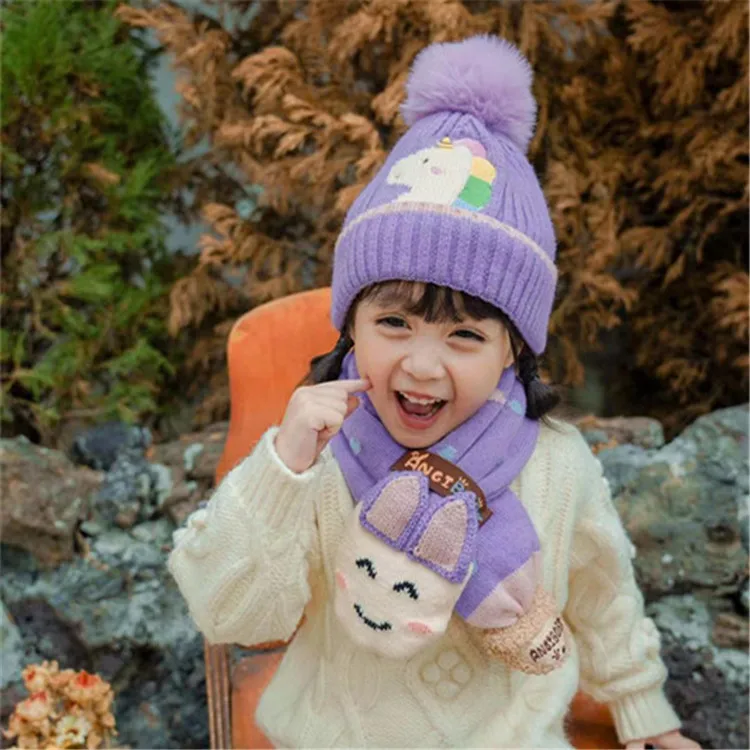 Gorro infantil con diseño de oso