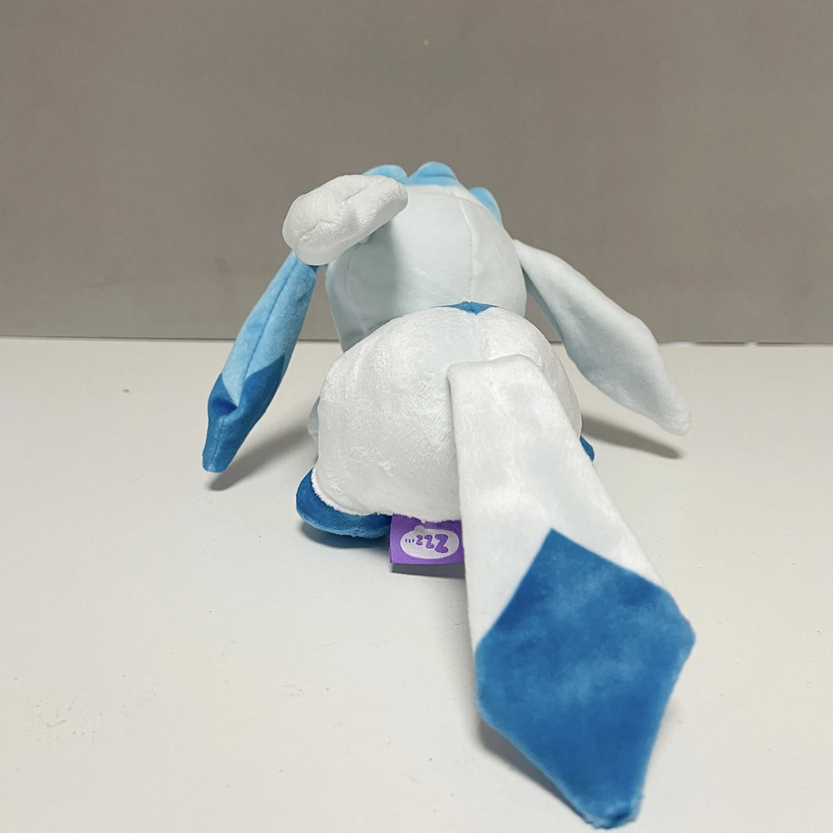 Peluche Sylveon DUODUOBAO vista completa