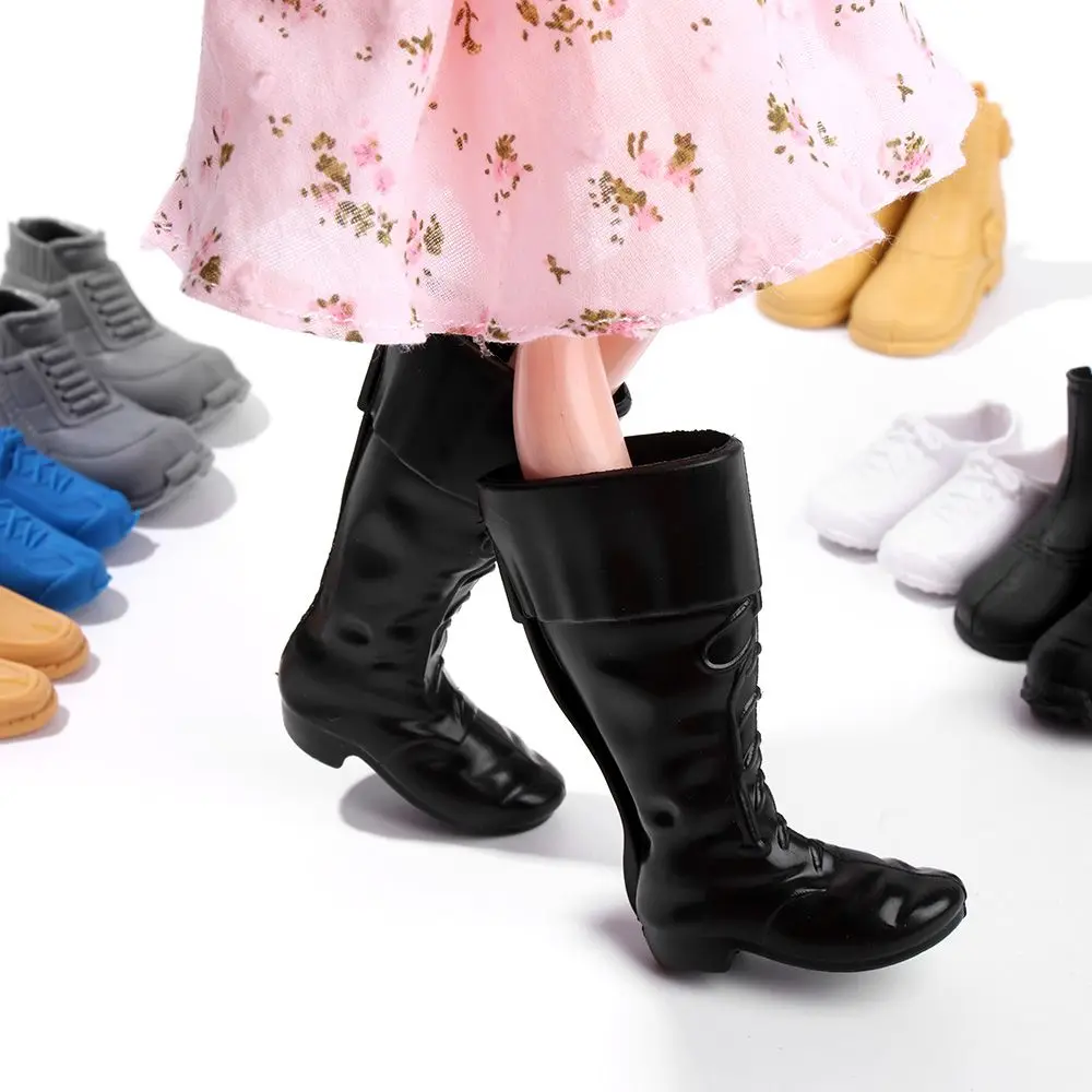 Detalles del calzado para muñeca
