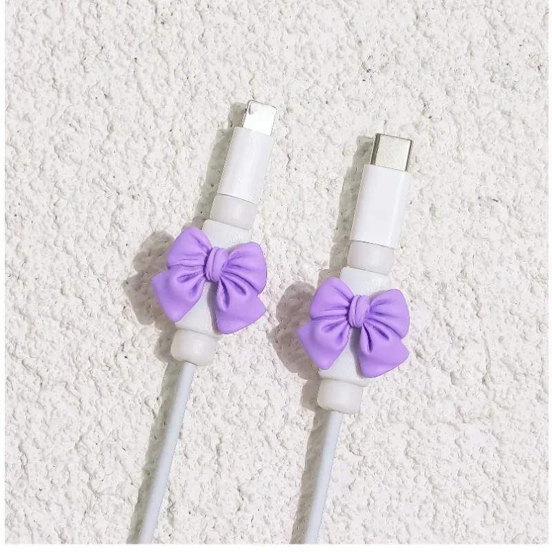 Protector de arco 3D kawaii para cable cargador iPhone
