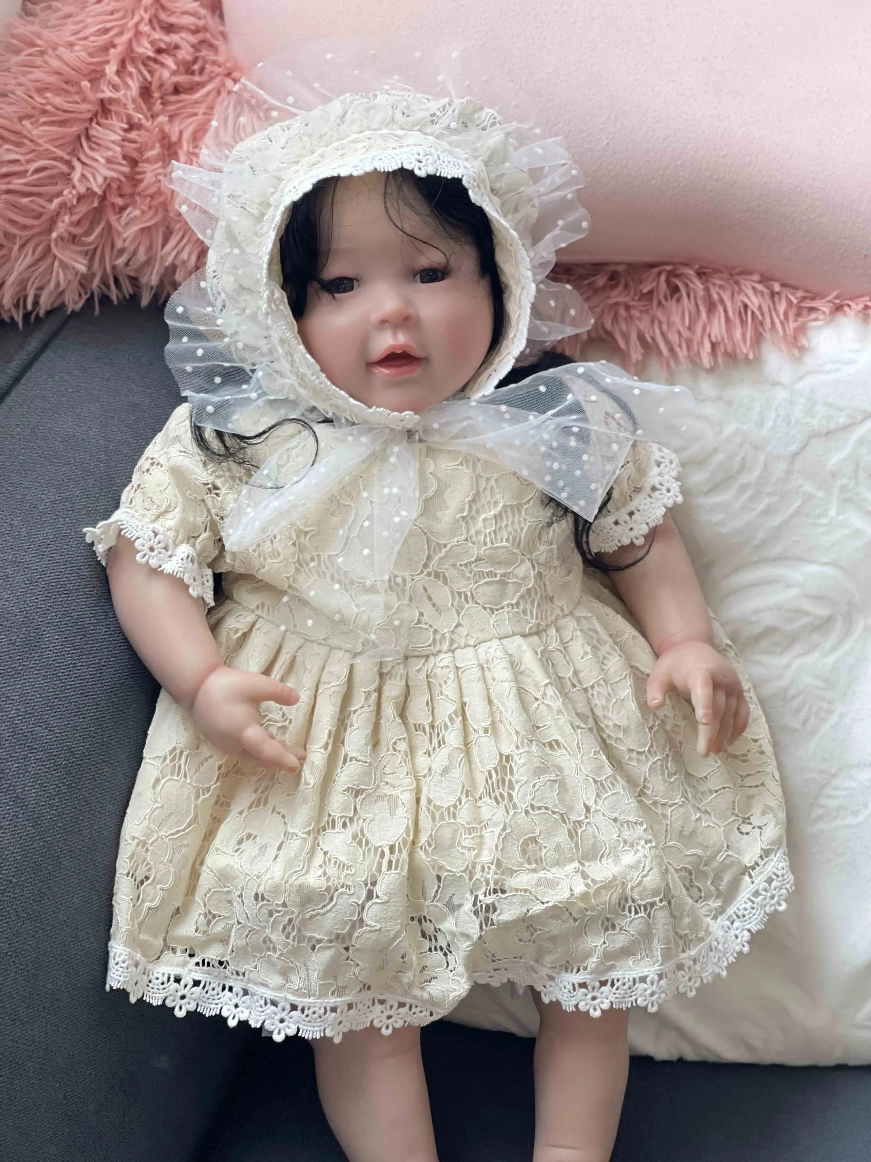 Muñeca Reborn Meilien realista – 60 cm, tacto suave y pelo natural - imagen 5
