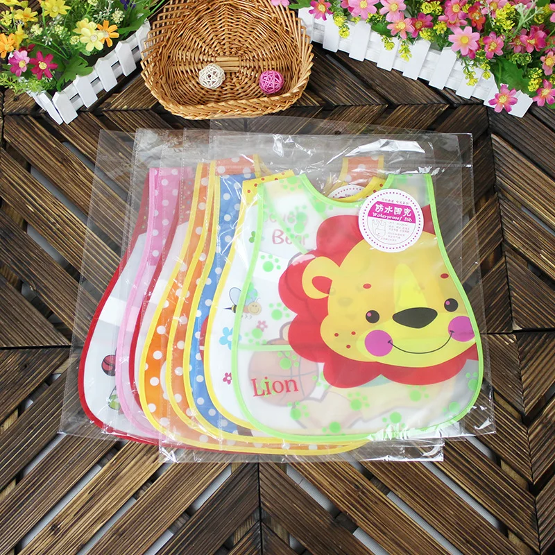 Baberos impermeables ajustables con dibujos animados para bebés - imagen 5
