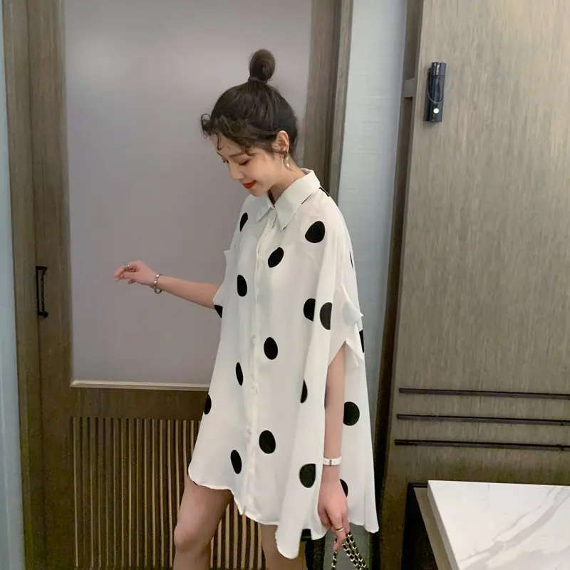 Blusa de maternidad veraniega con gasa estampada holgada lunares - imagen 2