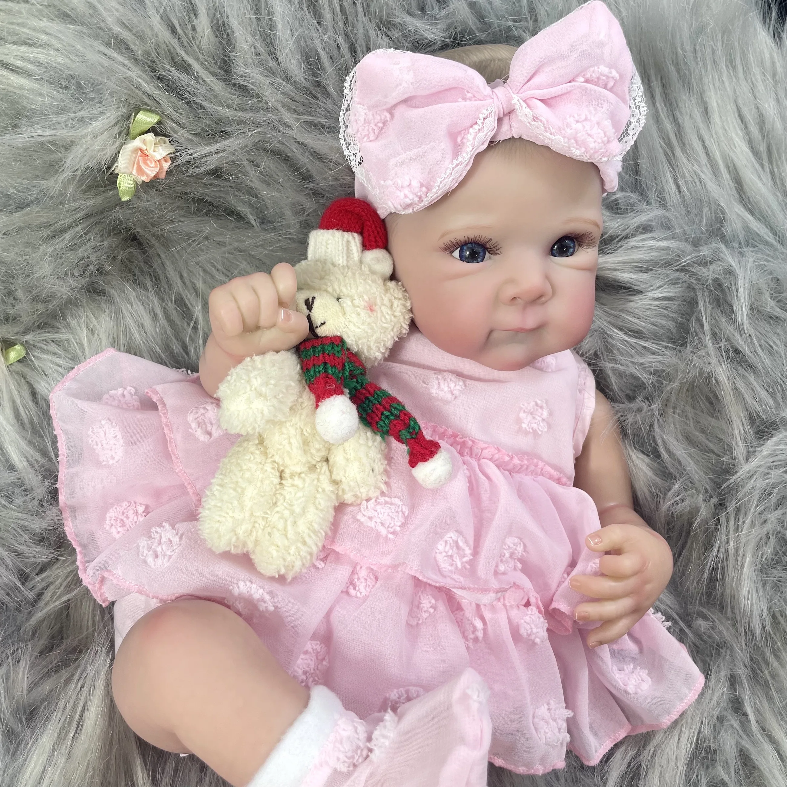 Muñeca reborn Bettie – Vinilo 3D hiperrealista - imagen 5
