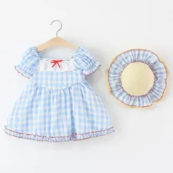 Vestido de verano para niña con lazo a cuadros azules y sombrero