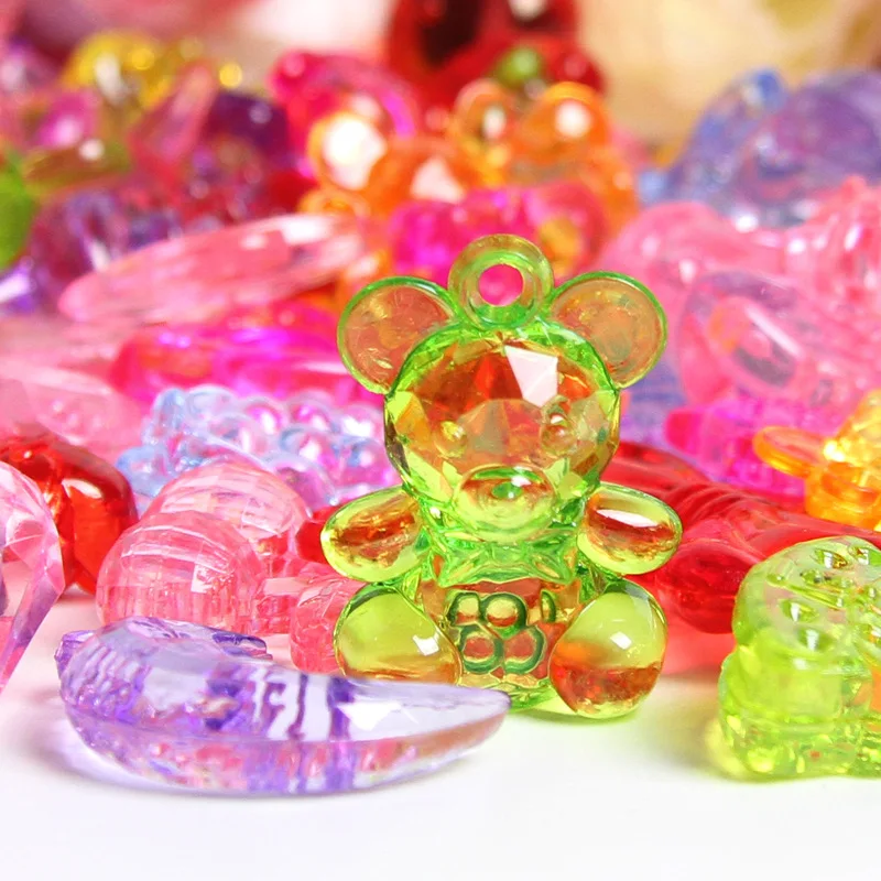 Detalle de gemas brillando a la luz