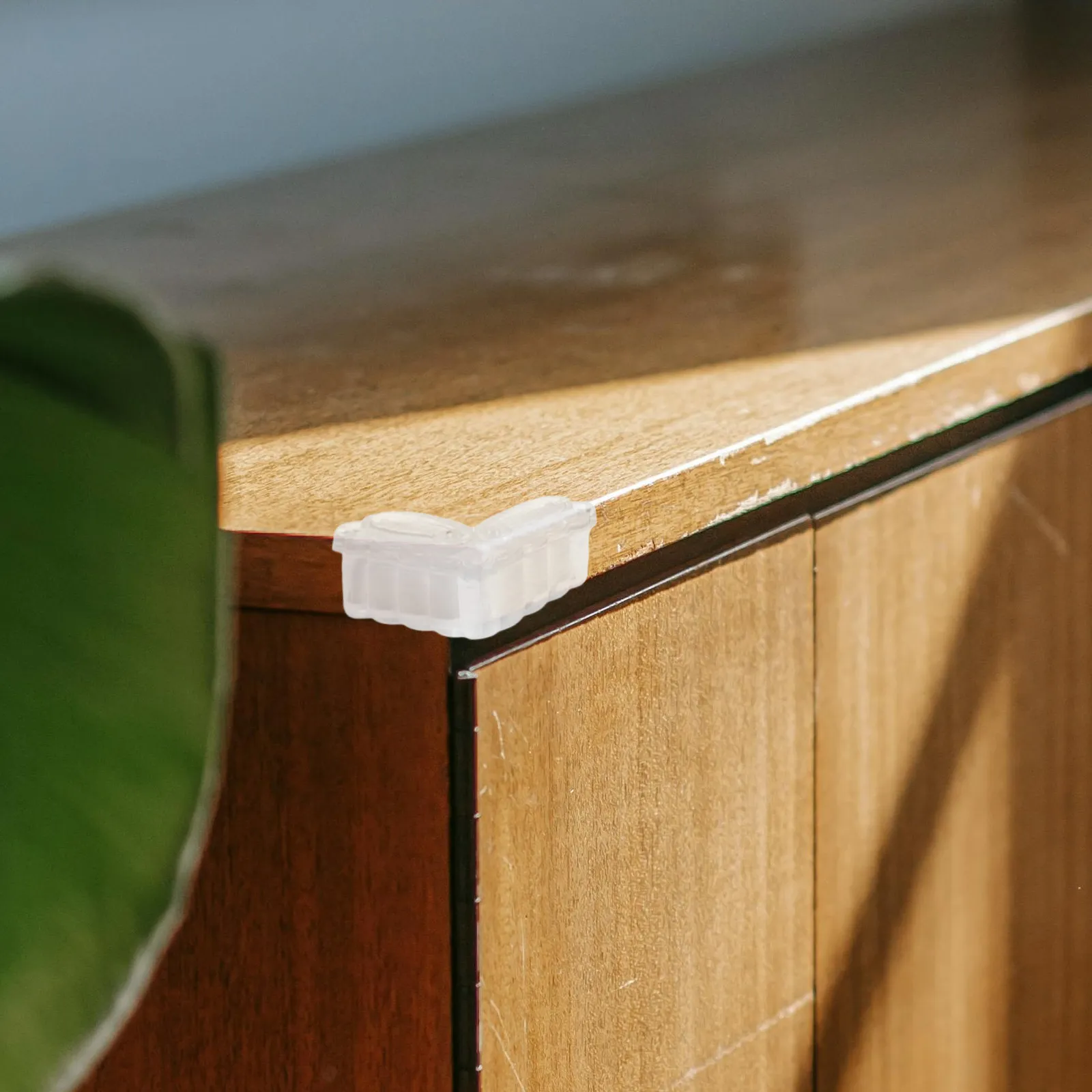 Protectores de esquinas transparentes para muebles infantiles - imagen 4