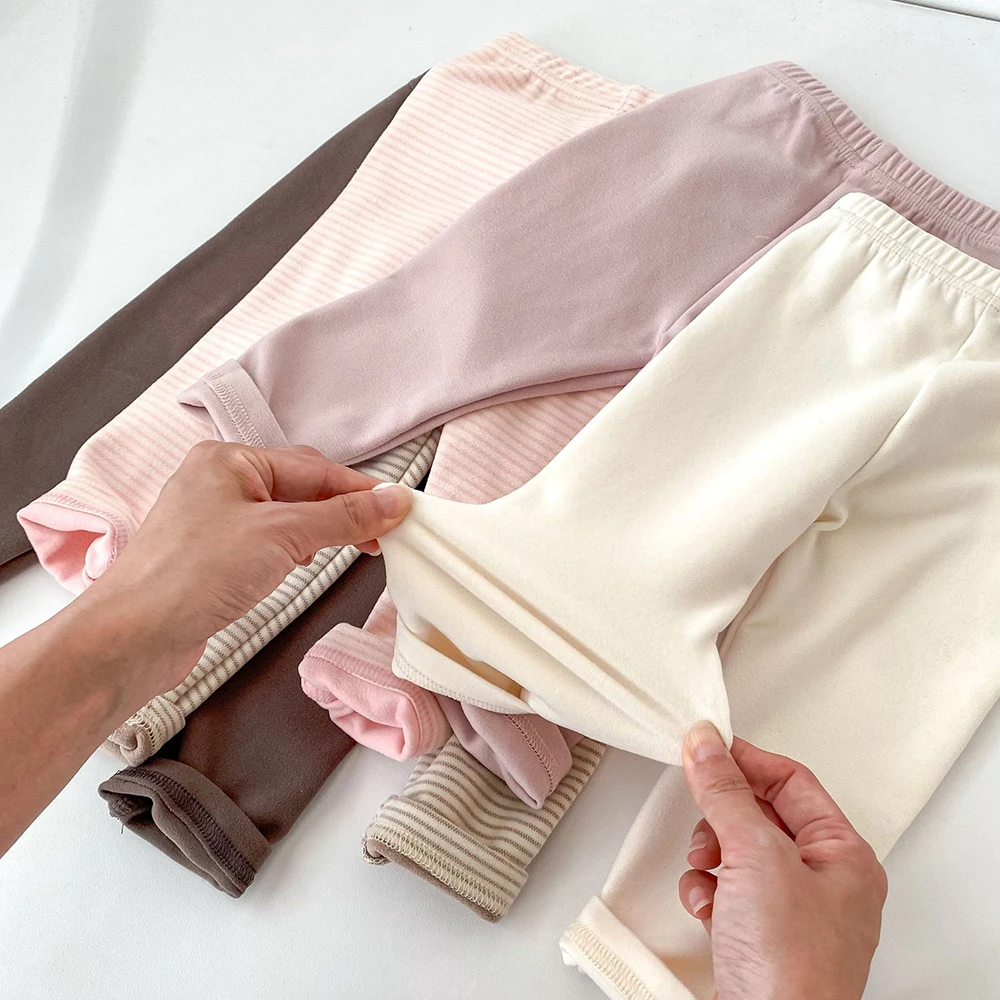 Pantalones cálidos de color liso para bebé niño y niña - imagen 3