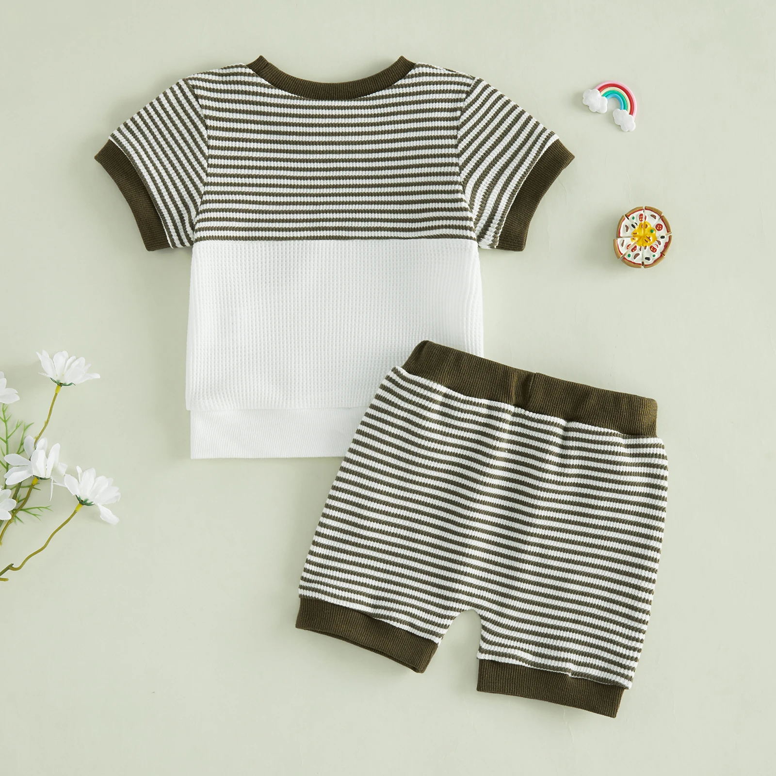Conjunto de verano para niño: camiseta con bolsillo y pantalón corto
