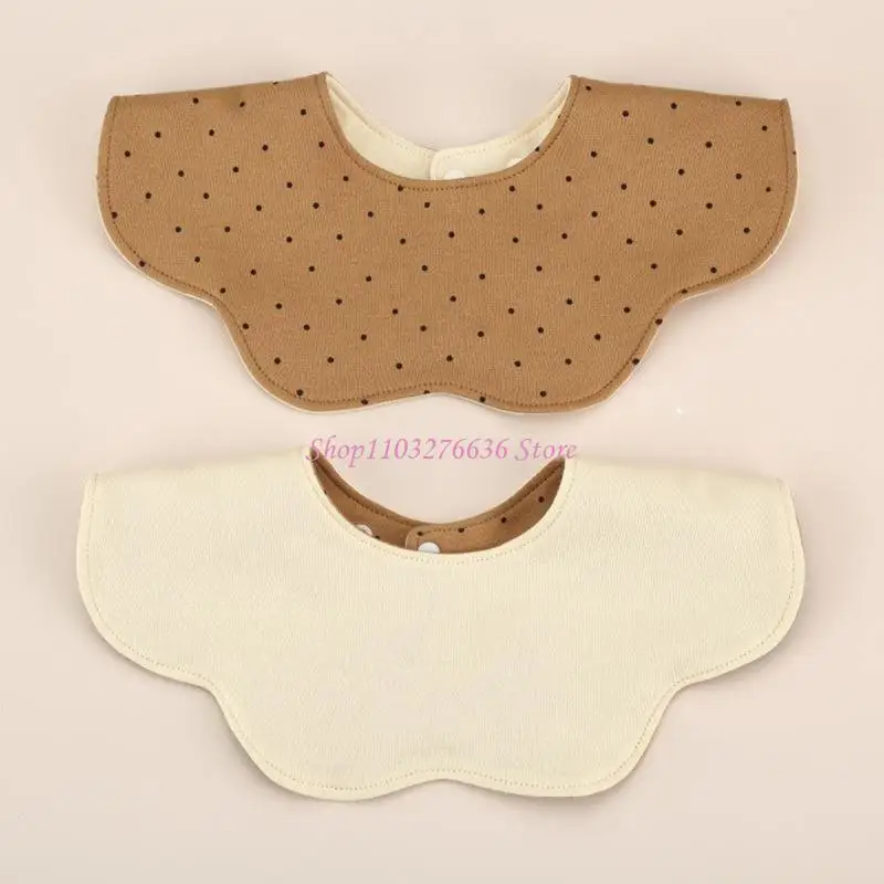 Babero reversible con diseño borde pétalo