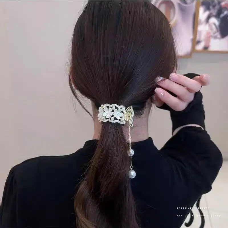 Pinza de pelo vintage roja flocada para niñas – estilo cola - imagen 5