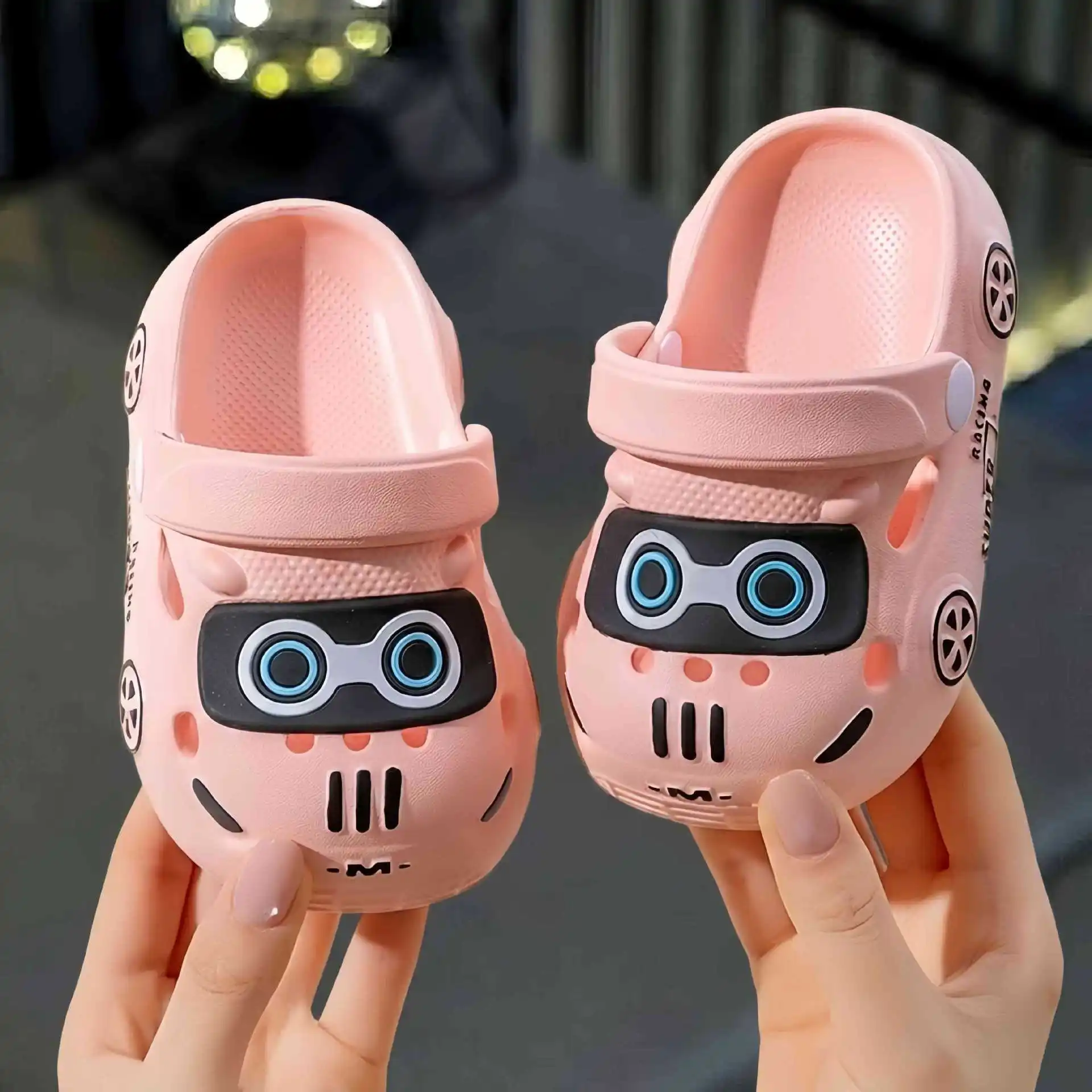 Sandalias antideslizantes para niños de playa con dibujos animados