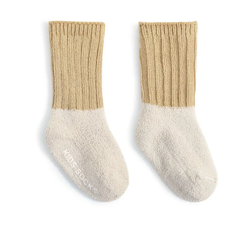 Calcetines antideslizantes de felpa para bebé – Primavera - imagen 2