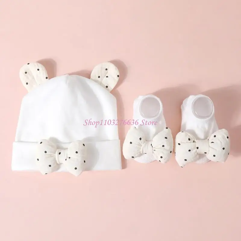 Detalle del lazo decorativo del gorro