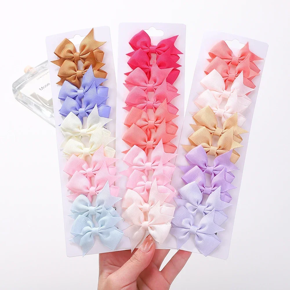 Pinzas con lazos de color sólido