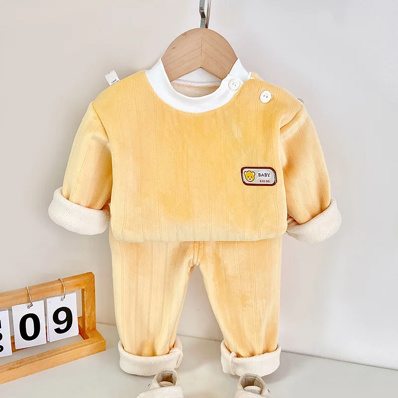Conjunto de pijama de bebé acolchado grueso, manga larga