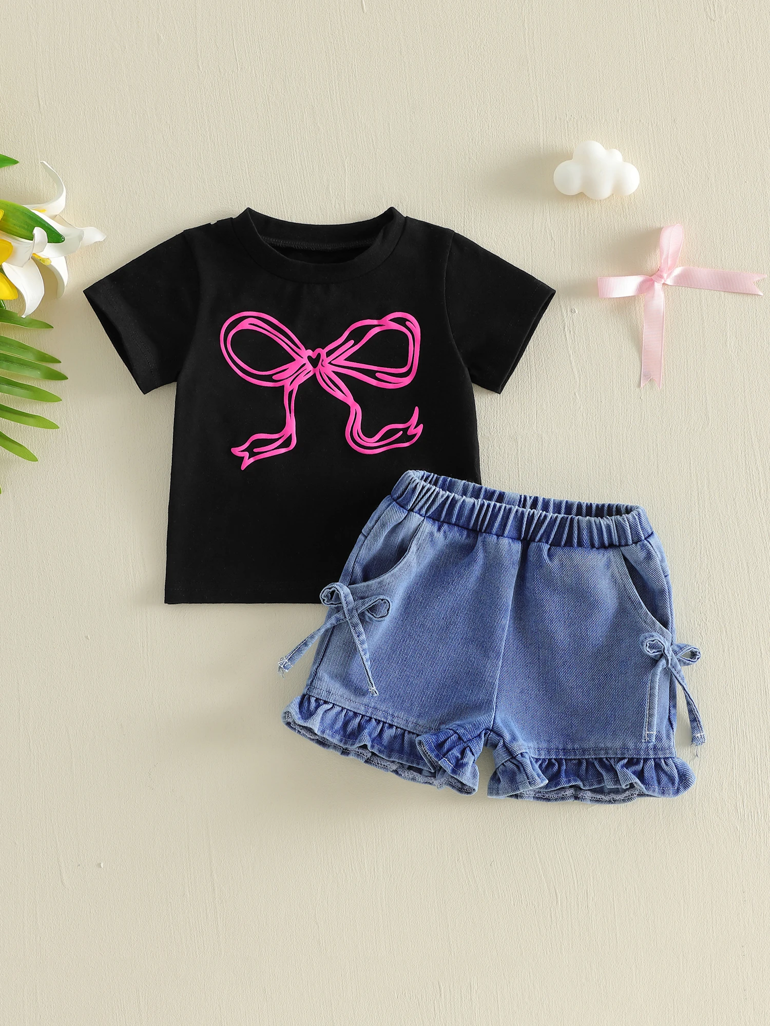 Camiseta de manga corta y pantalón corto con cintura elástica