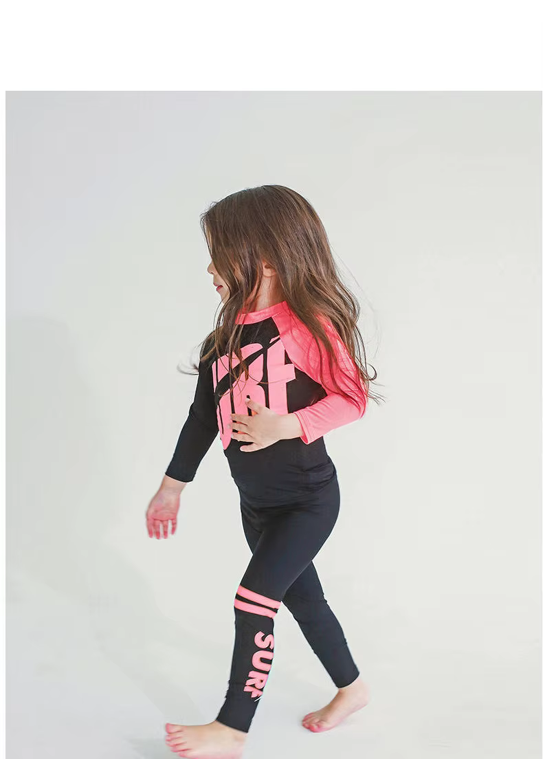 Traje de baño niño estampado letras manga corta - imagen 4