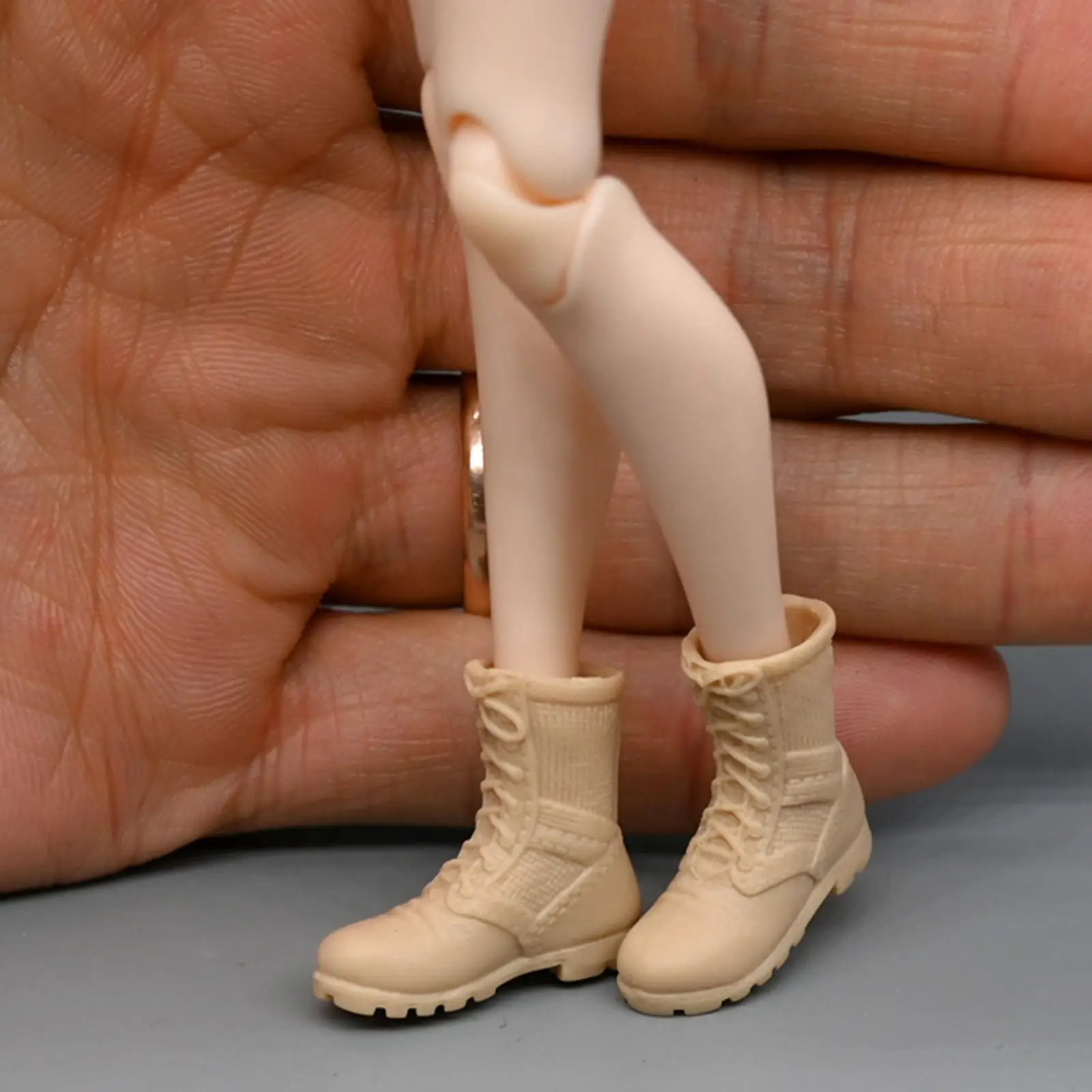 Botines en miniatura para muñecas y figuras de acción casual