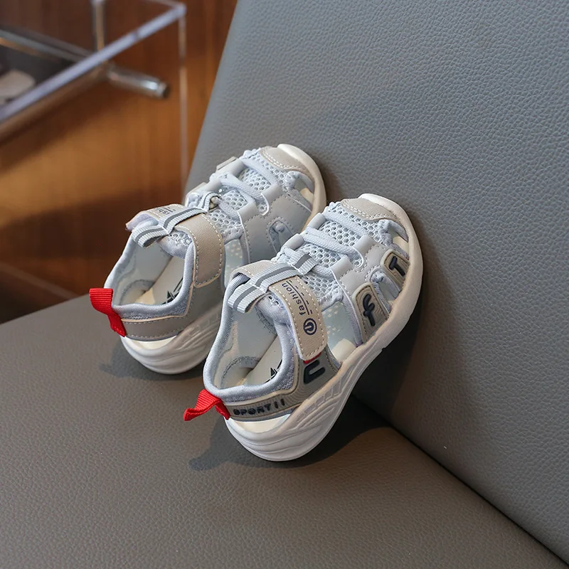 Sandalias infantiles antideslizantes de suela blanda para verano