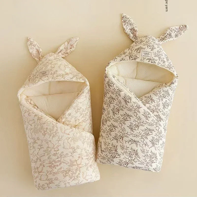 Manta para recién nacido de algodón suave con orejas de conejo - imagen 2
