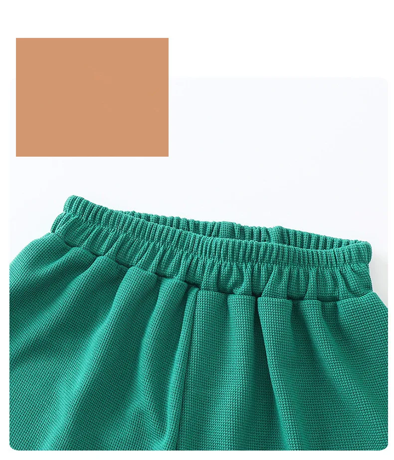 Camiseta y short colores verano