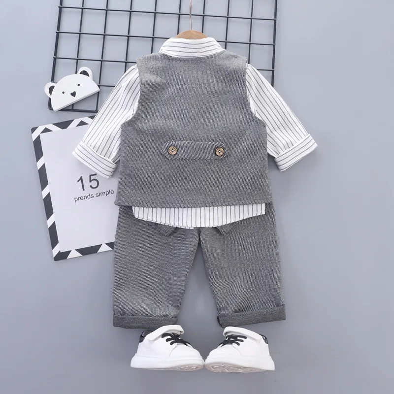Conjunto infantil 3 piezas: chaleco, camisa y pantalón para niño - imagen 5