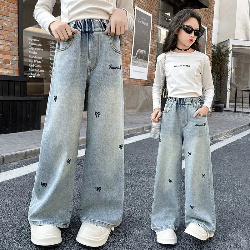 Pantalones infantiles para diferentes estaciones