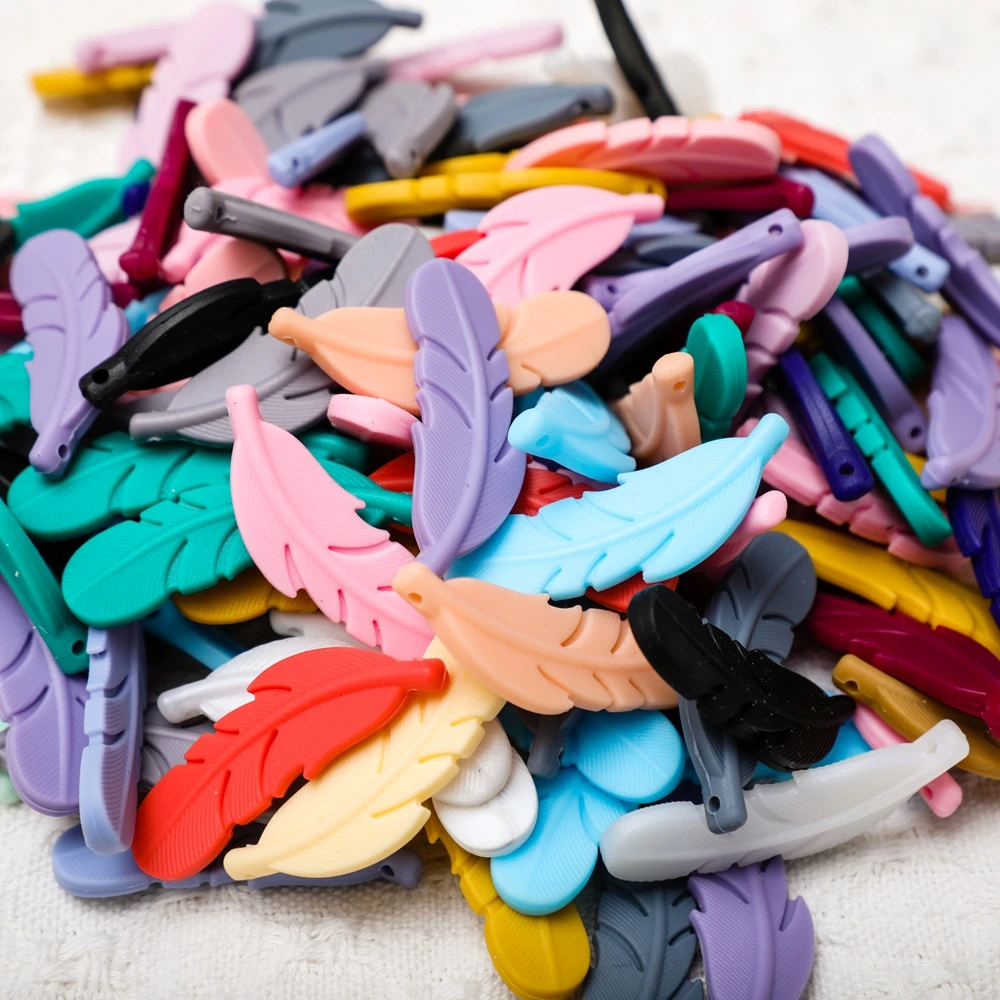 Mordedor de silicona sin BPA con cuentas tipo plumas para bebé - imagen 5
