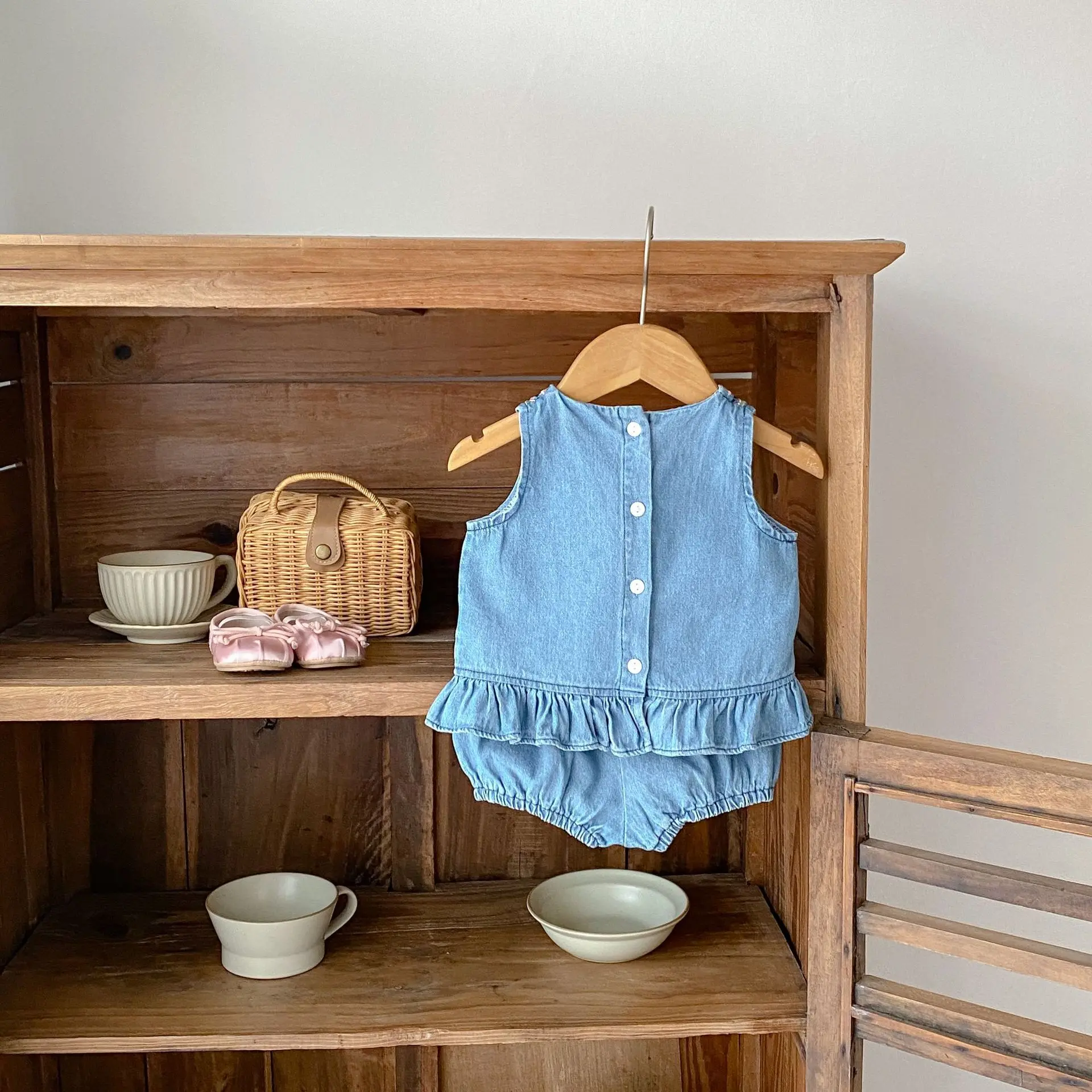 Conjunto completo vaquero para niña