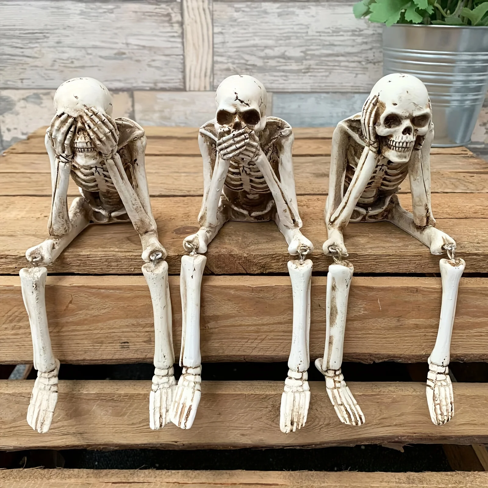 Calavera de resina para ambientación estacional