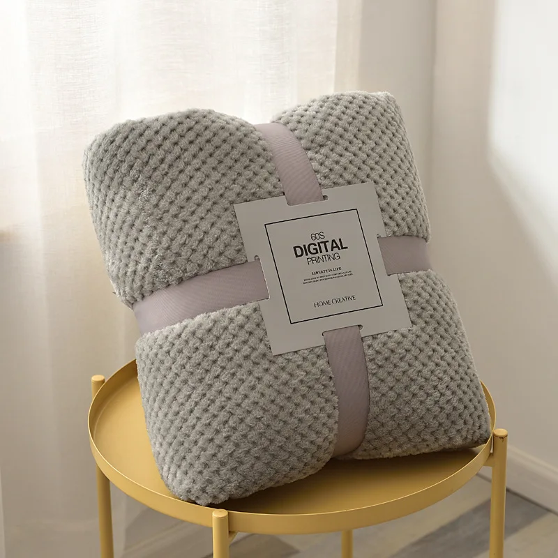 Manta beige suave para bebé