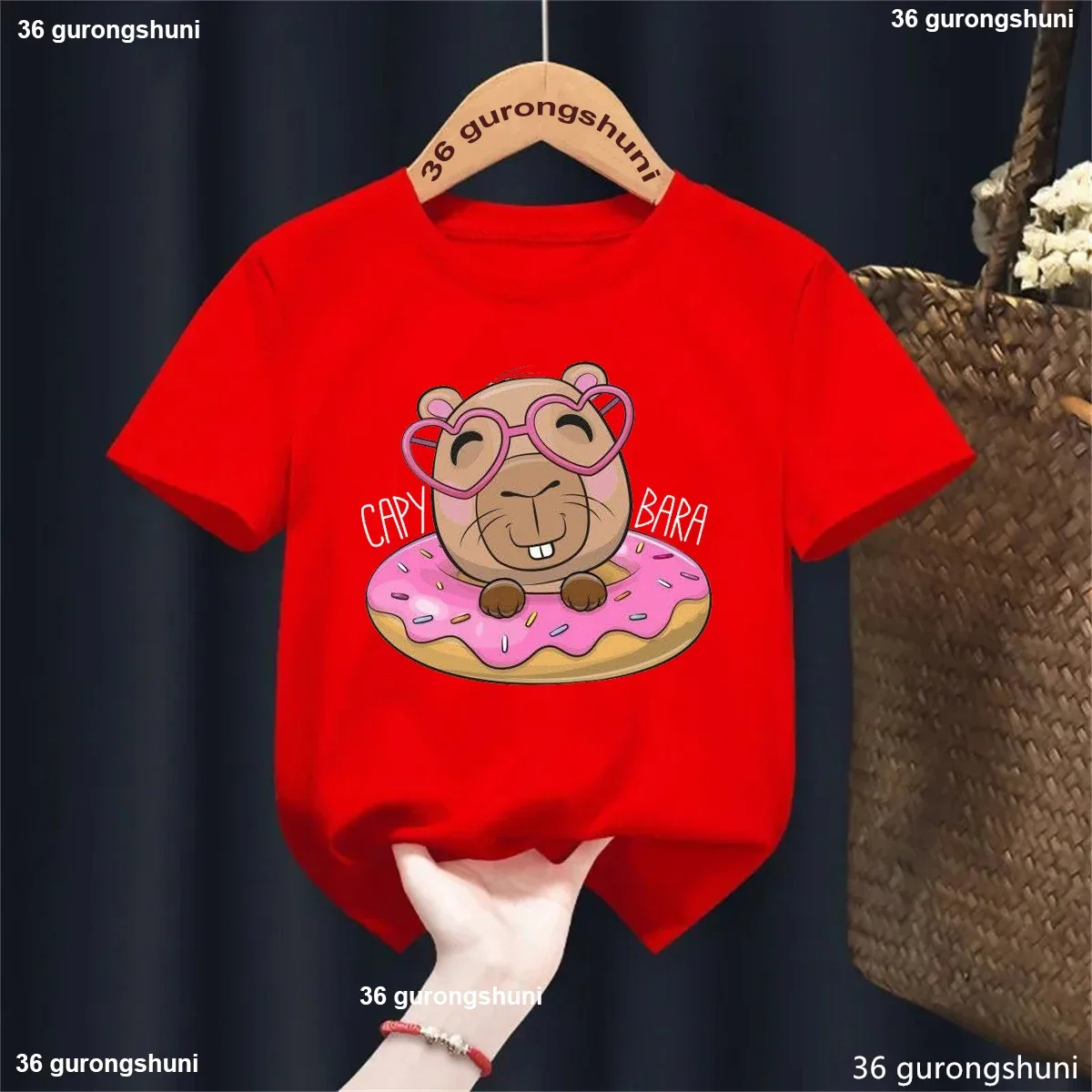 Camiseta infantil de capibara donut de chocolate, manga corta - imagen 4