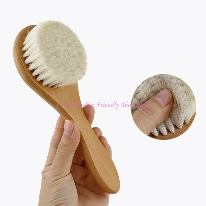 Cepillo redondo de madera para bebé