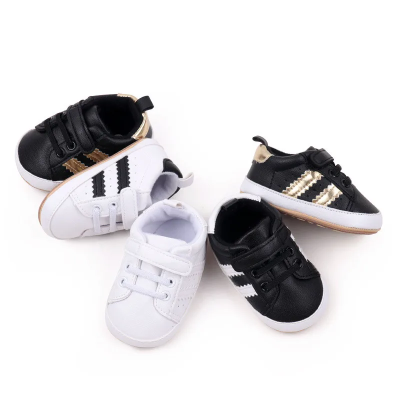 Zapatillas para recién nacidos de cuero PU con suela antideslizante