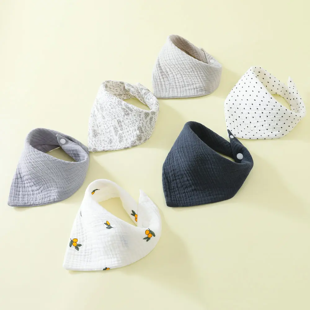 Babero triangular de algodón suave para bebé