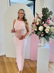 Vestido de maternidad rosa sin mangas con encaje para sesión fotos