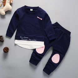 Conjunto primavera otoño para niña con camiseta y pantalón