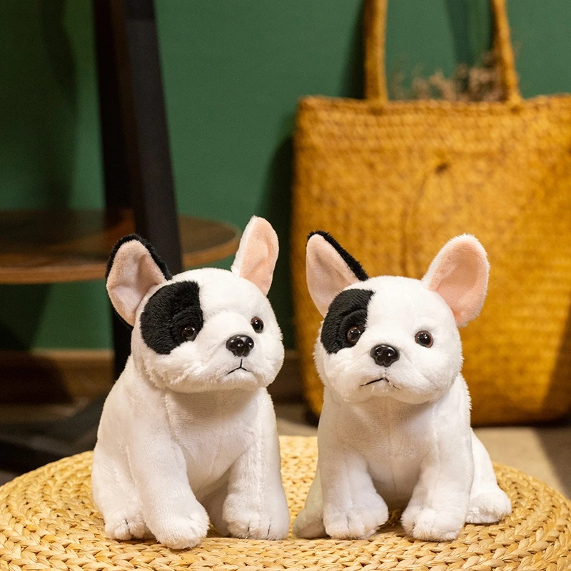 Vista del peluche estilo bulldog