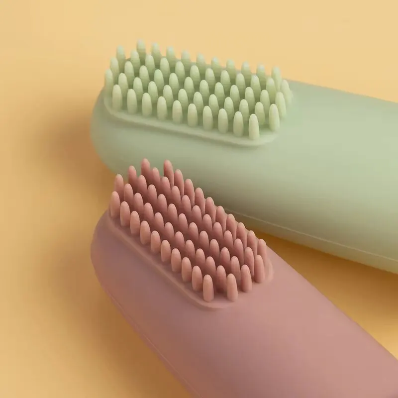 Cepillo silicona para dientes de leche bebé – Suave y transparente - imagen 4