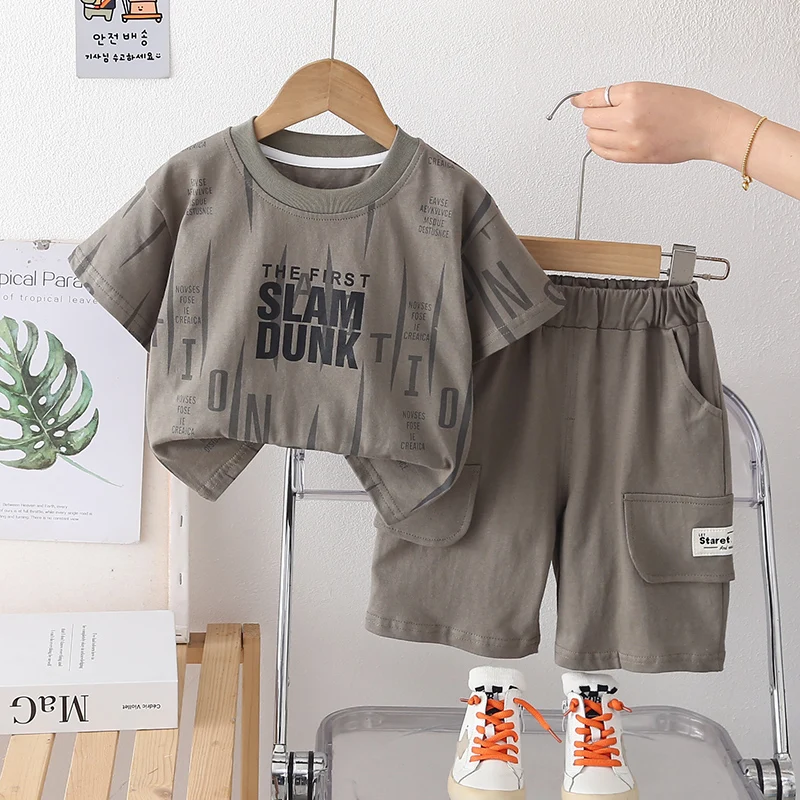 Conjunto de verano para bebé con camiseta corta y pantalones cortos