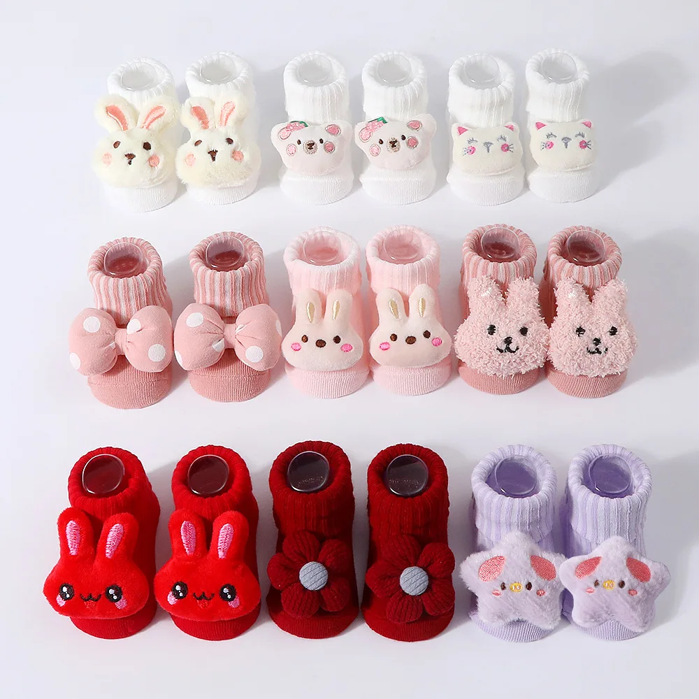 Calcetines de bebé suaves con dibujos 3D y lazo floral