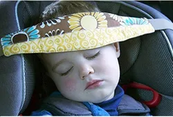 Almohada de soporte para la cabeza en coche infantil