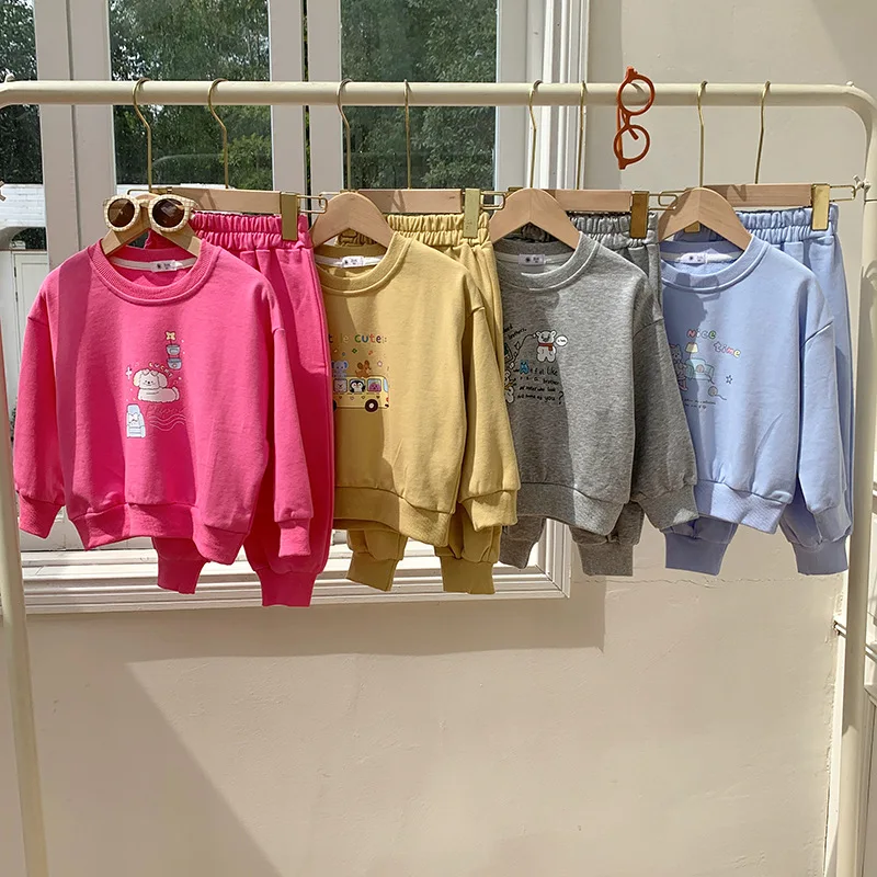 Chándal de otoño para niños y niñas con sudadera estampada - imagen 2